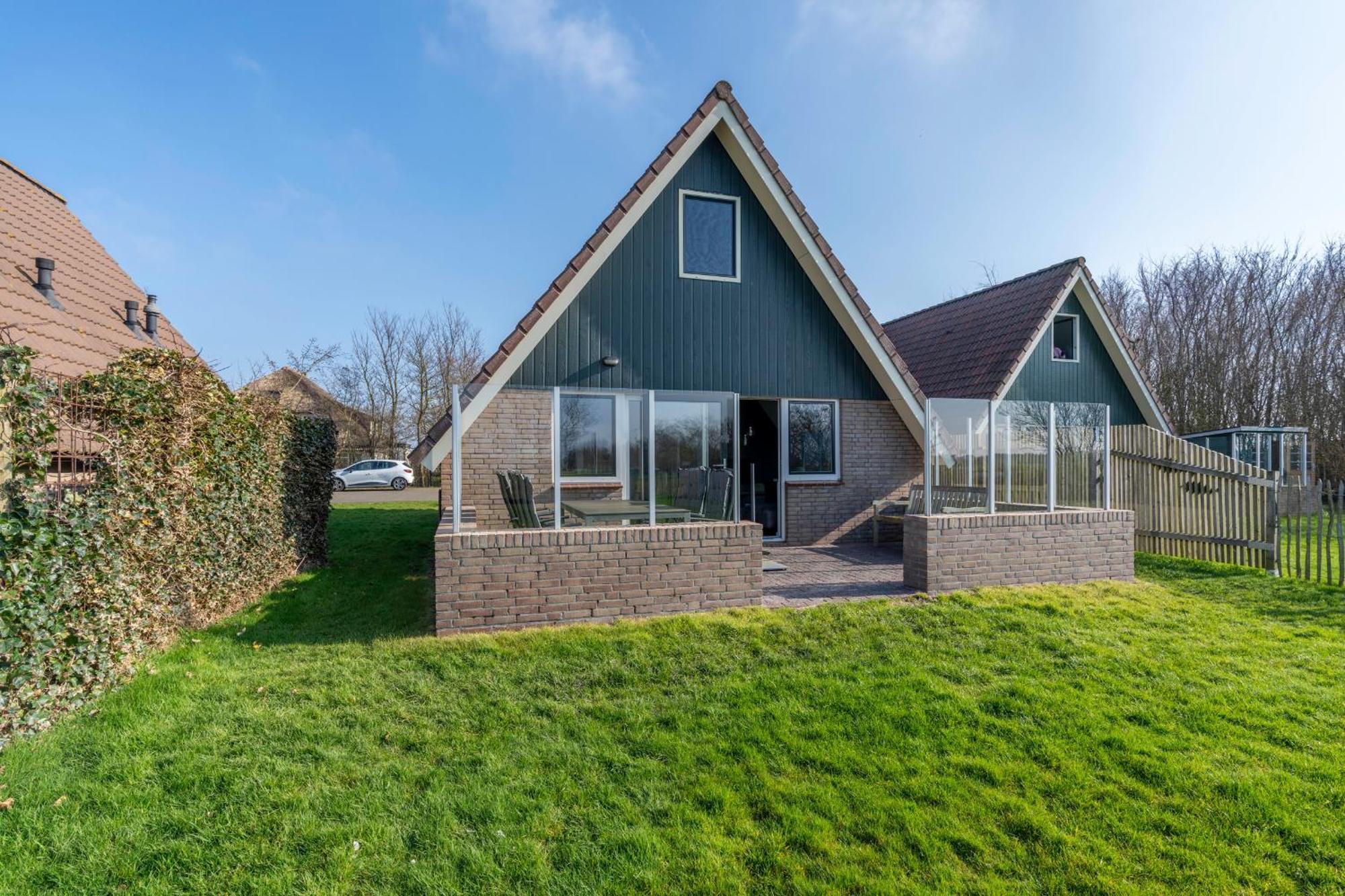 Villa Nieuwlanderweg 75 De Waal Esterno foto